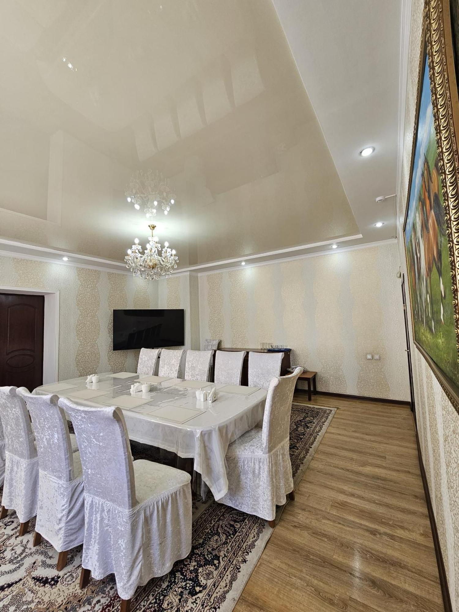 Yassy Hotel, 4* Turkistan