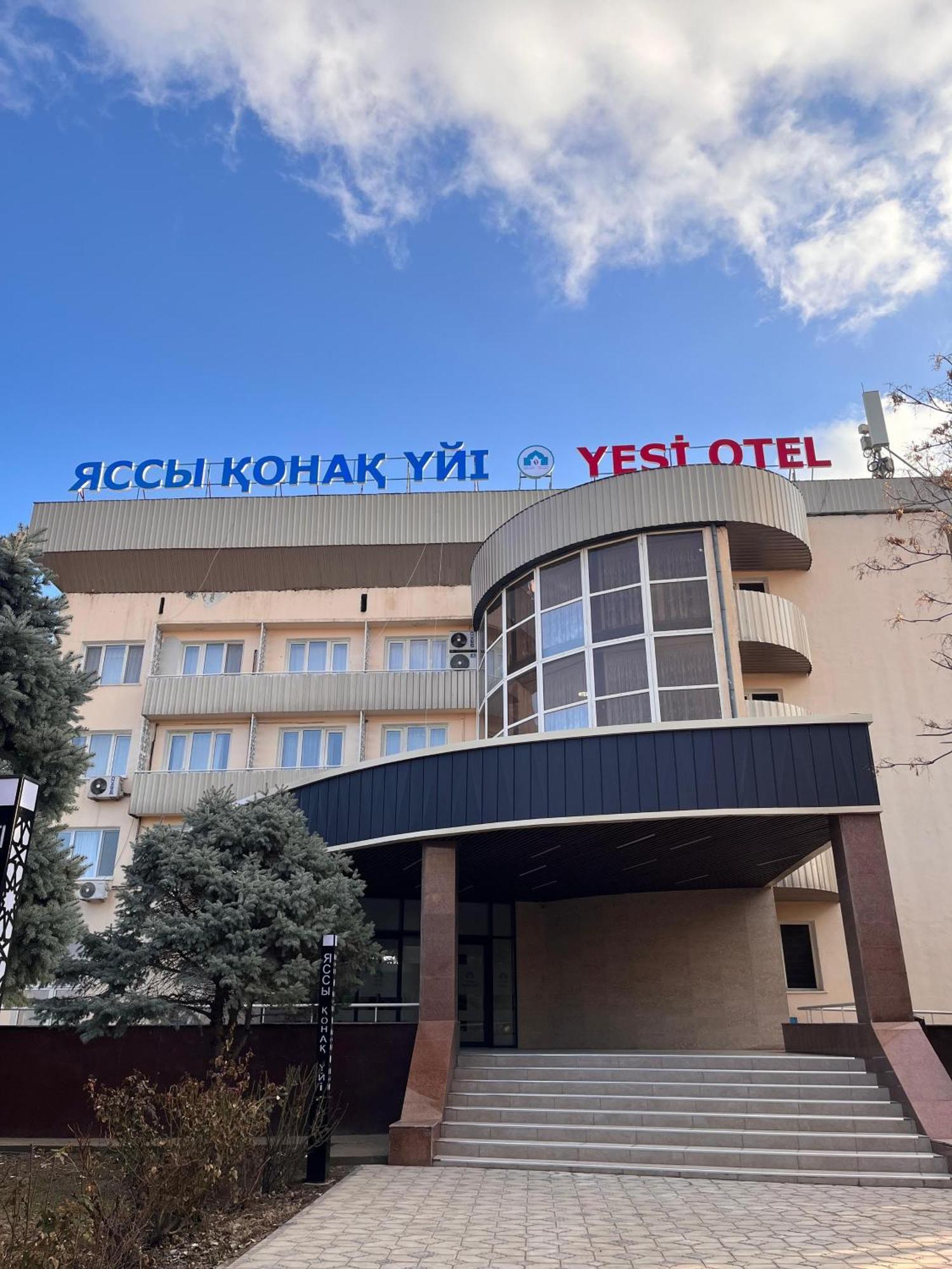 Yassy Hotel,